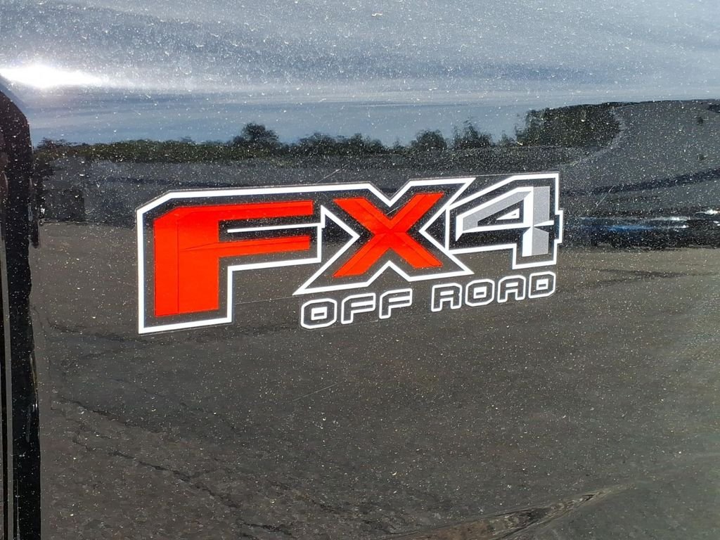 New 2026 Shadow Black Ford XLT image 10