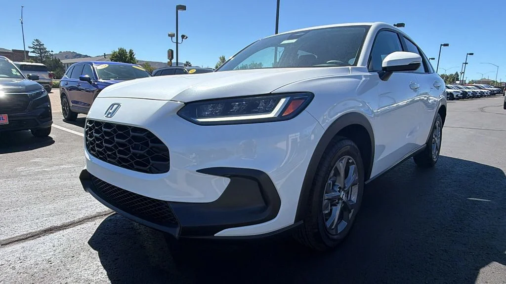 New 2027 Platinum White Pearl Honda LX image 7