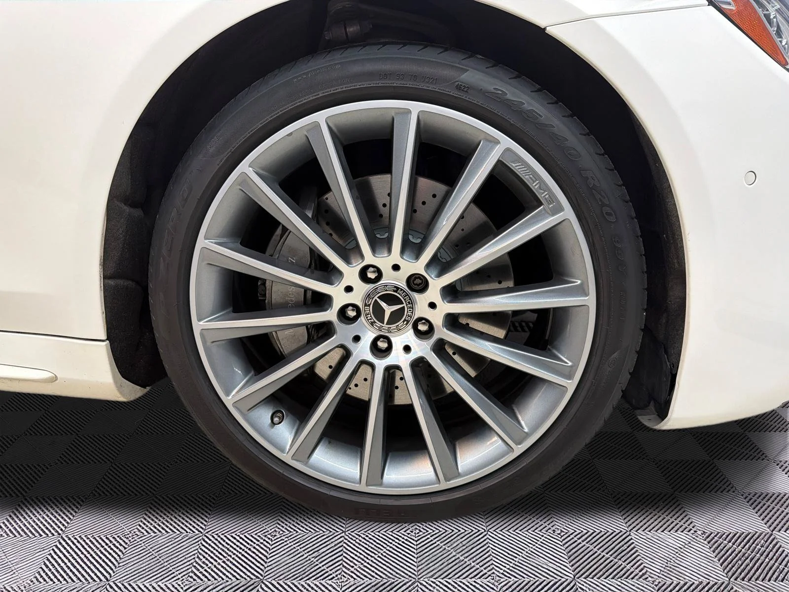 Used 2018 White Mercedes-Benz S 450 image 2