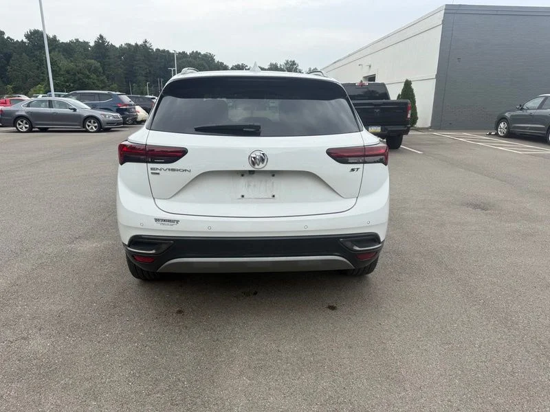 Used 2021 White Buick Essence image 18