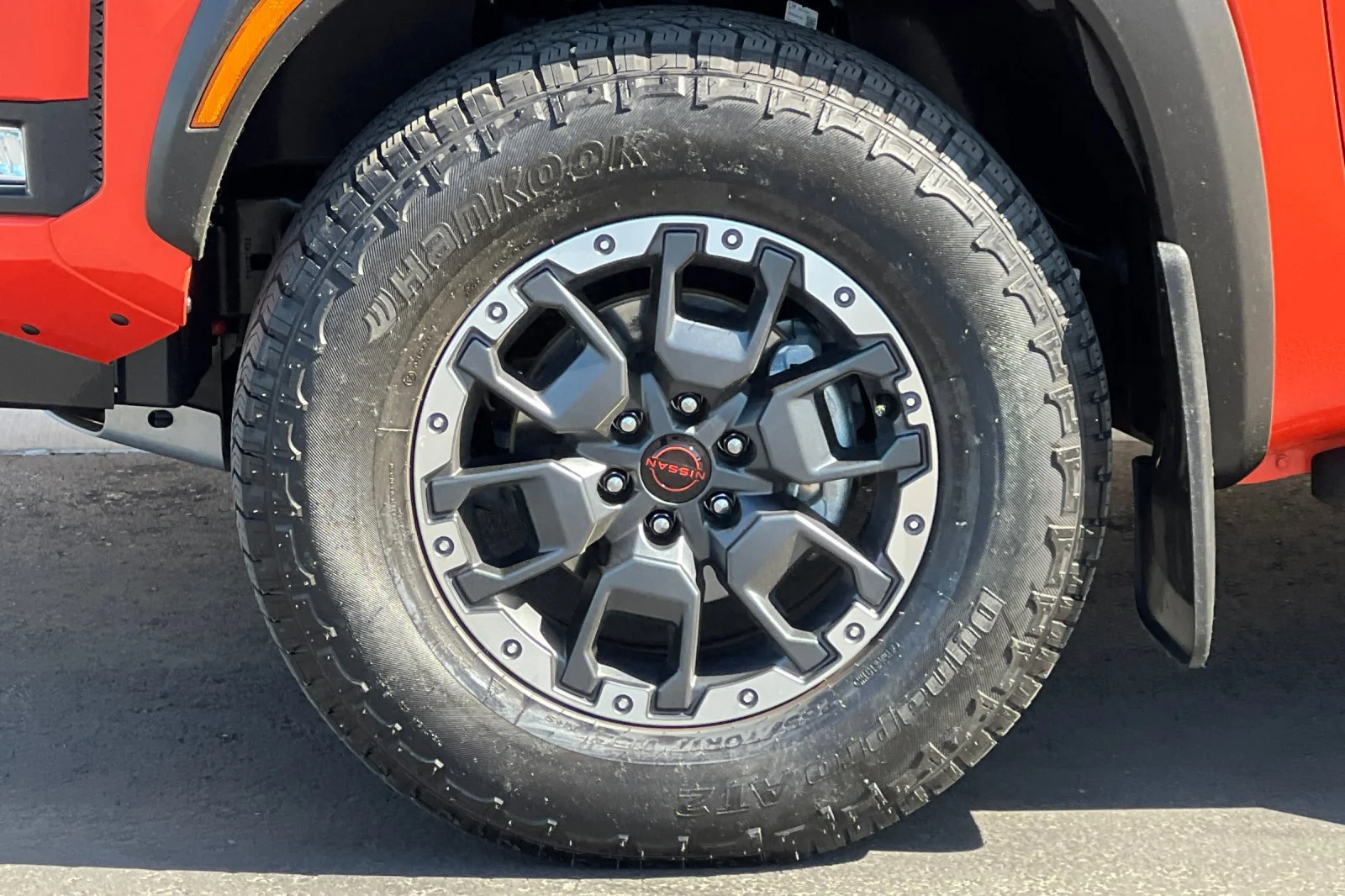 2025 Nissan Frontier PRO-4X - Photo 30