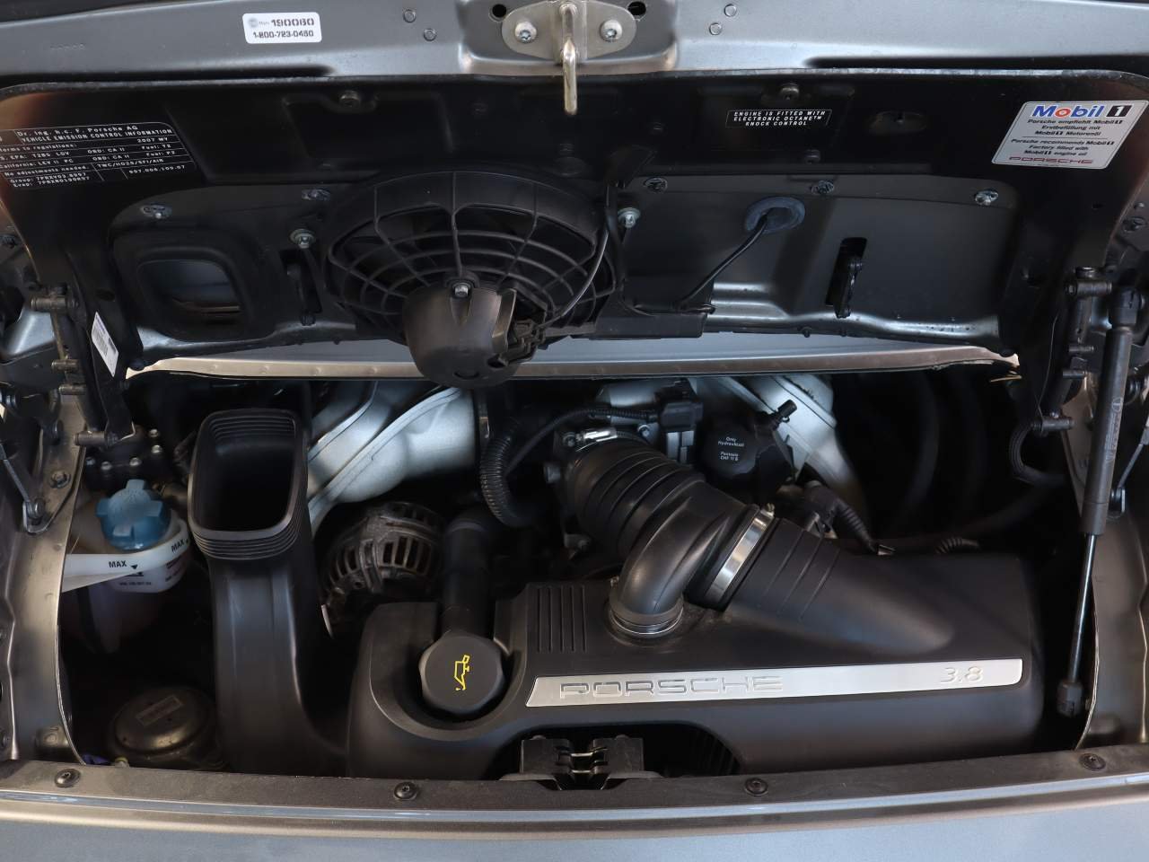 Used 2007 Grey Porsche Carrera S image 24