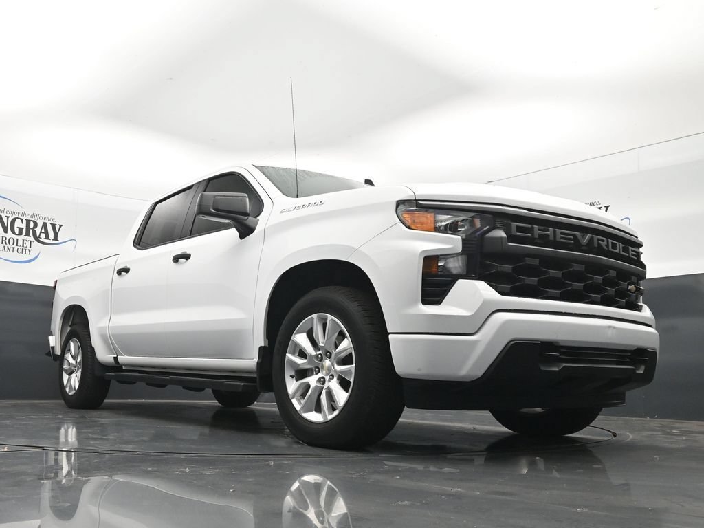 Used 2024 Summit White Chevrolet Custom image 26