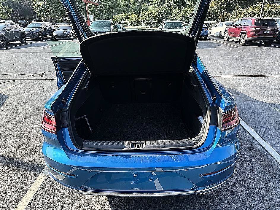 Used 2023 Blue Metallic Volkswagen SEL R-Line image 22
