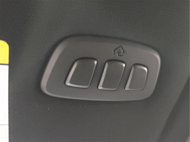 New 2026 Marsh Gray Ford Tremor® image 28