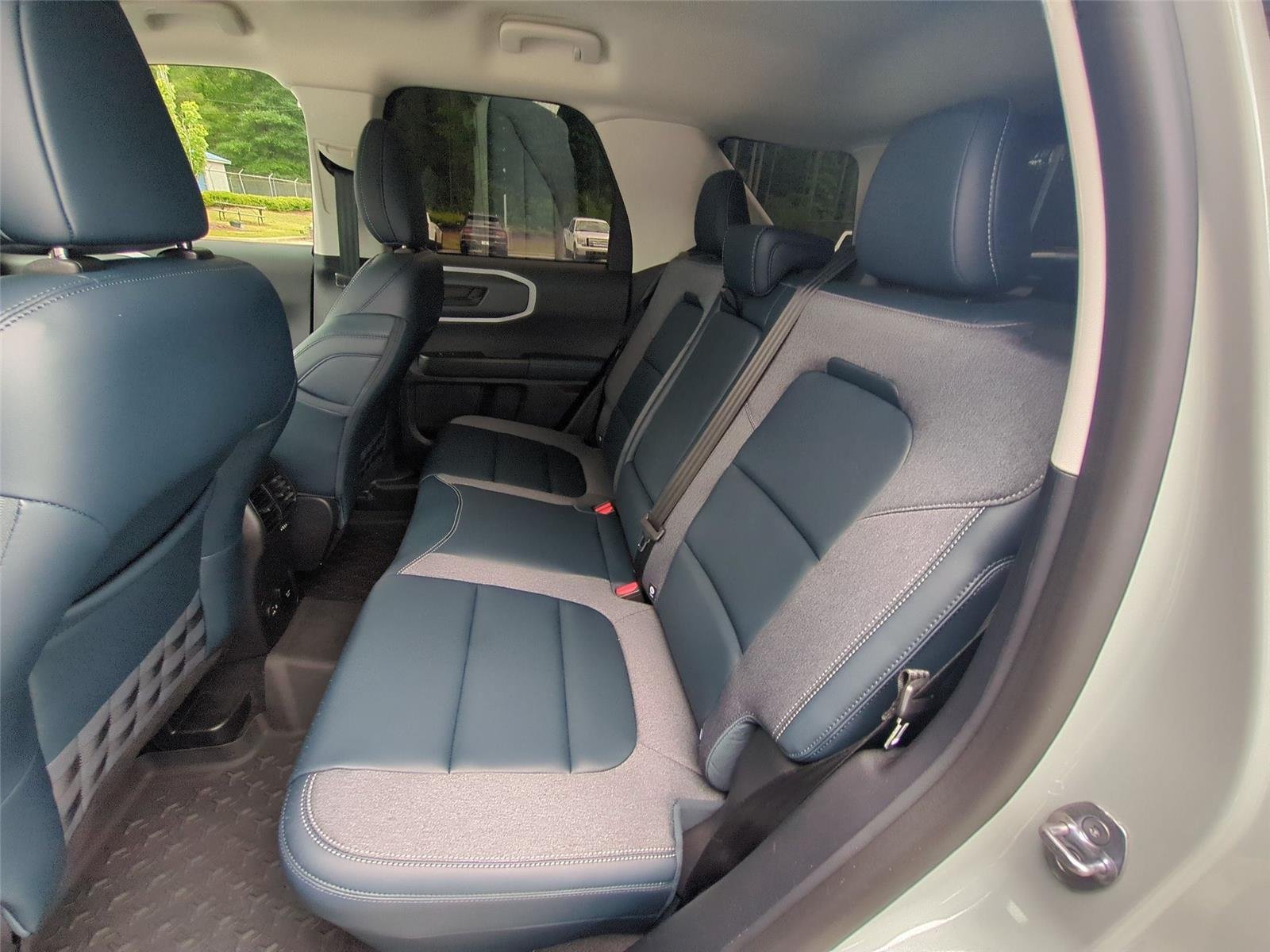 Used 2024 Cactus Gray FORD OUTBANK image 32