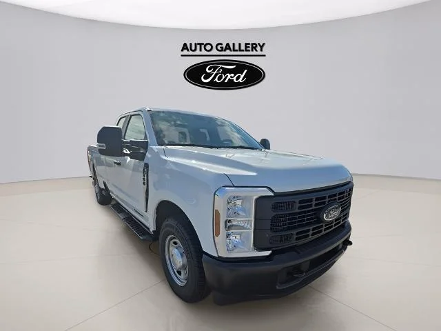 New 2026 Oxford White Ford F-350® XL image 29