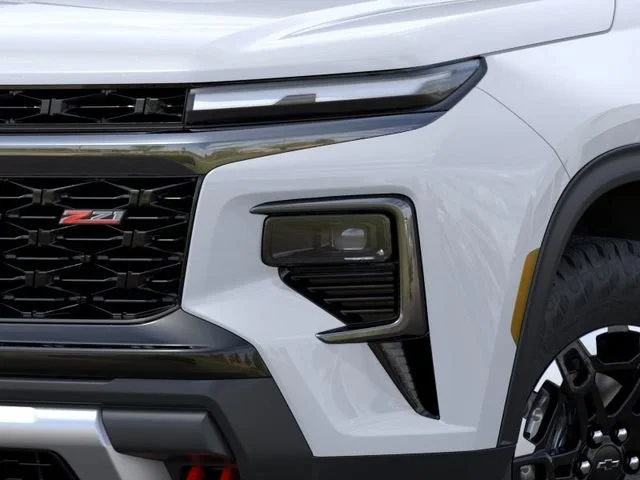 New 2027 Polar White Tricoat Chevrolet Z71 image 10