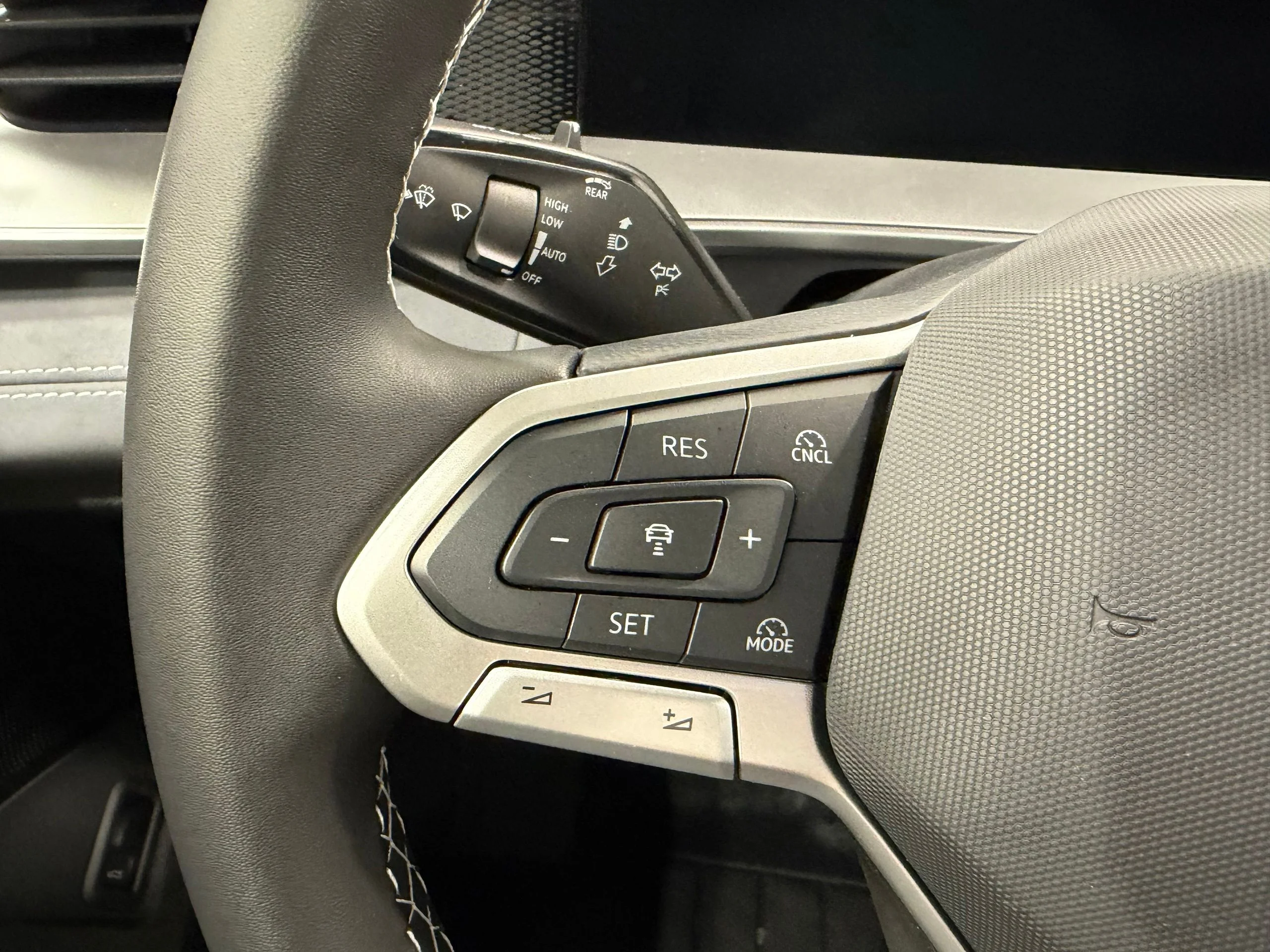 New 2026 Gray Volkswagen 2.0T SE image 36