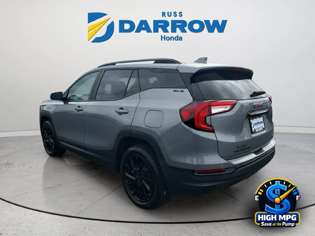 Used 2023 Silver GMC SLE image 3