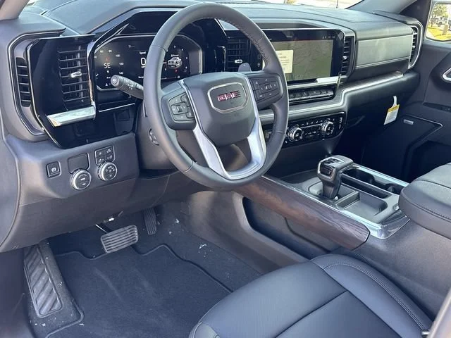 2026 GMC Sierra 1500 SLT - Photo 22