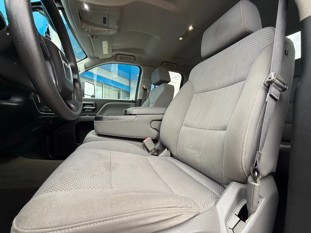 Used 2017 SUMMIT WHITE GMC DOUBL CAB 2WD 144 image 27