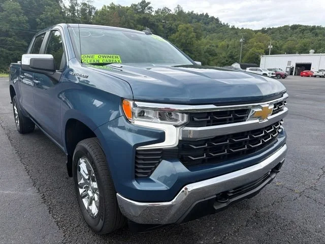 Used 2024 Lakeshore Blue Metallic Chevrolet LT (2FL) image 2