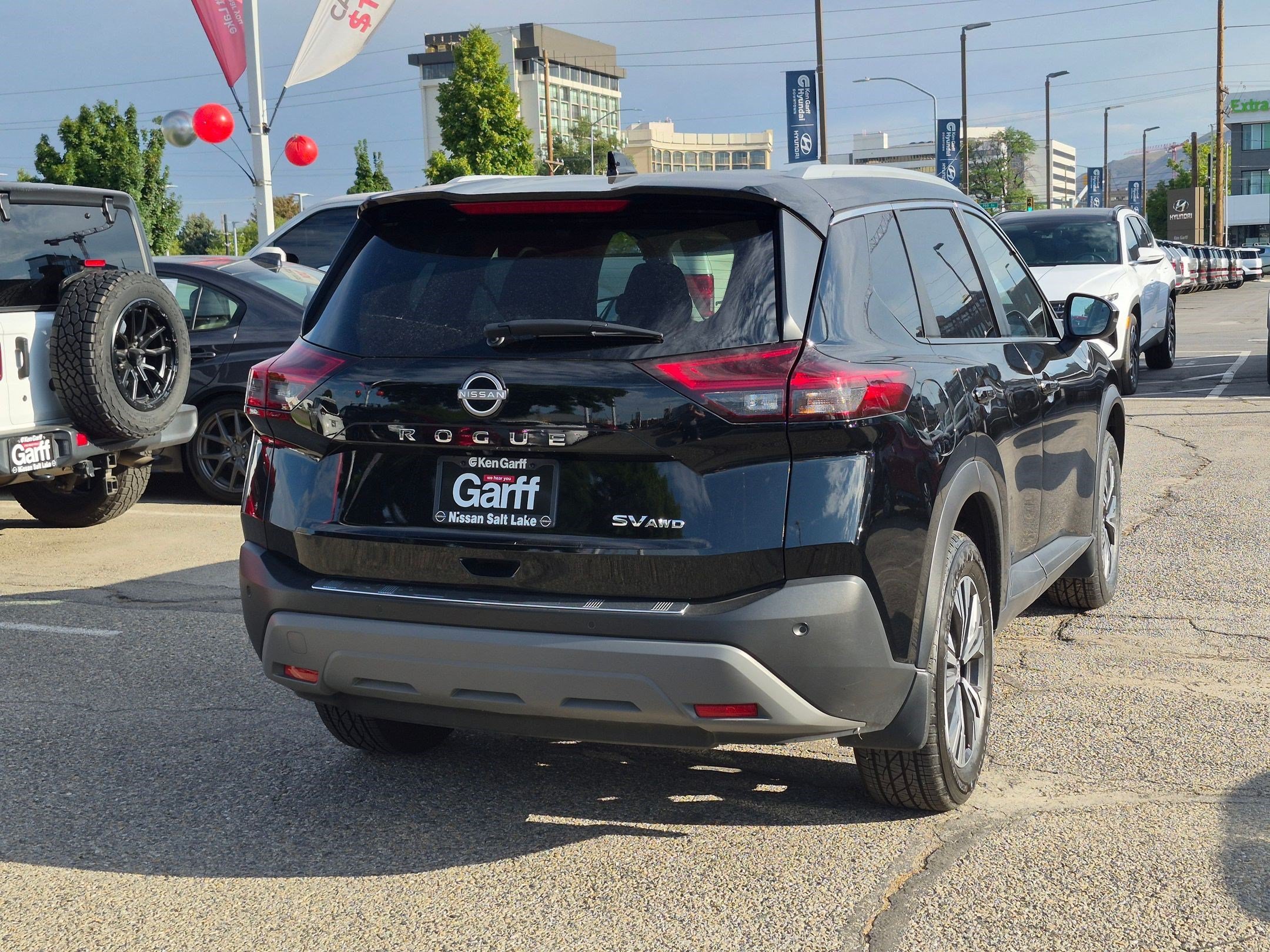 Certified Used 2022 Super Black Nissan SV image 4