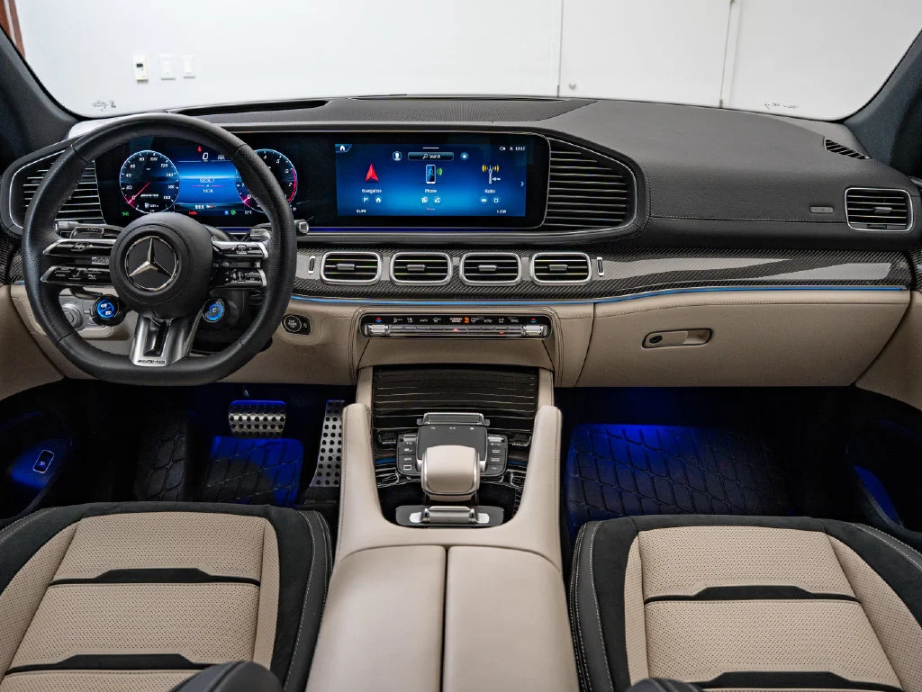 Used 2026 Manufaktur Moonlight White Metallic Mercedes-Benz GLE 53 AMG® image 36