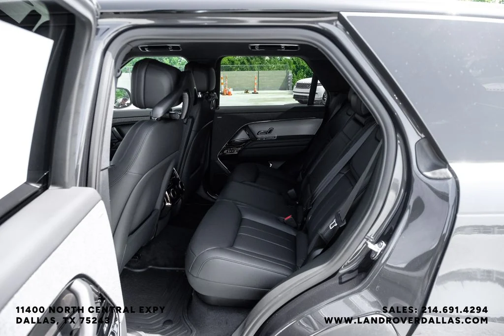 New 2026 Carpathian Gray Land Rover SE image 35