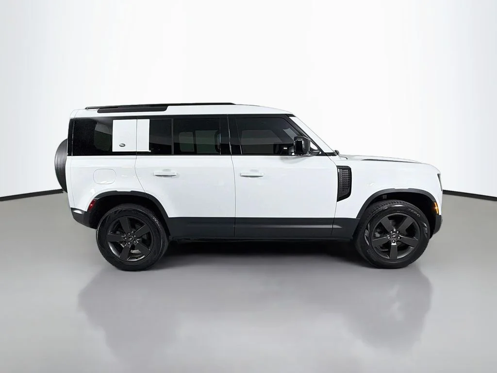 Certified Used 2023 White Land Rover S image 4