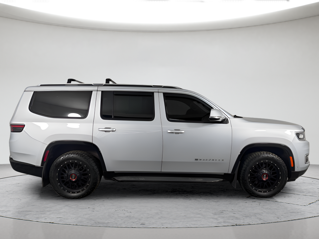 Used 2022 Silver Jeep Series III image 4