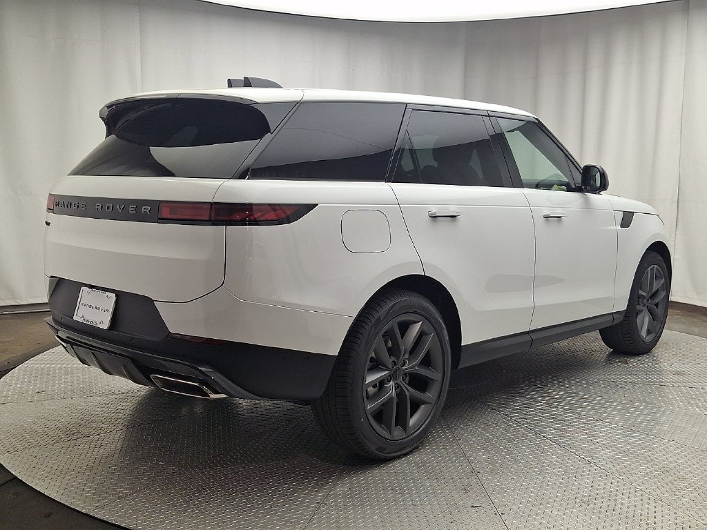 New 2027 Fuji White Land Rover SE image 3