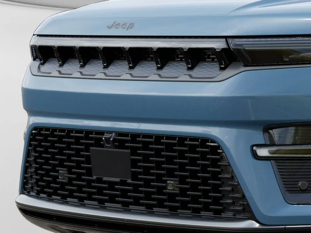 New 2026 Steel Blue Exterior Paint Jeep Limited Reserve image 11
