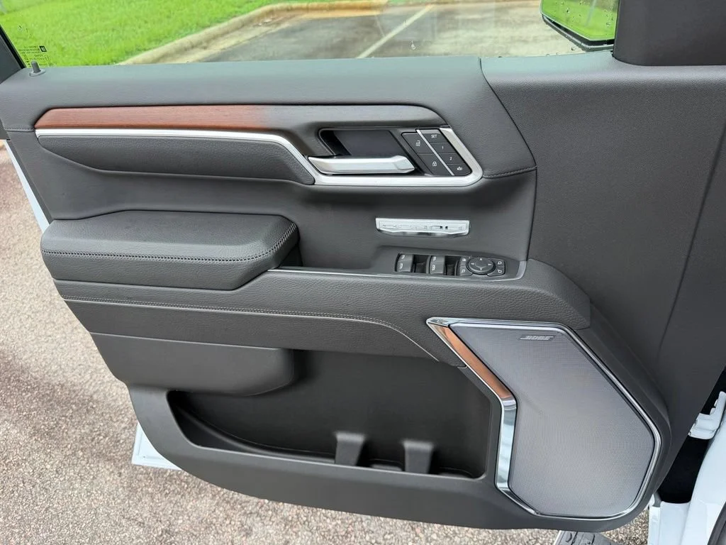 New 2026 Glacier White Tricoat GMC Denali image 15