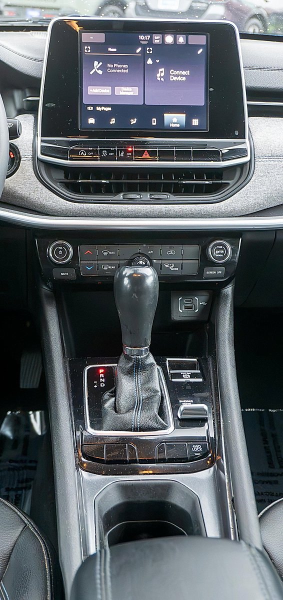 Used 2022 Laser Blue Pearlcoat Jeep Latitude 4x4 image 15