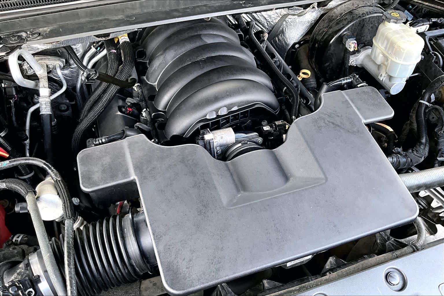 Used 2015 Black Chevrolet LS image 32