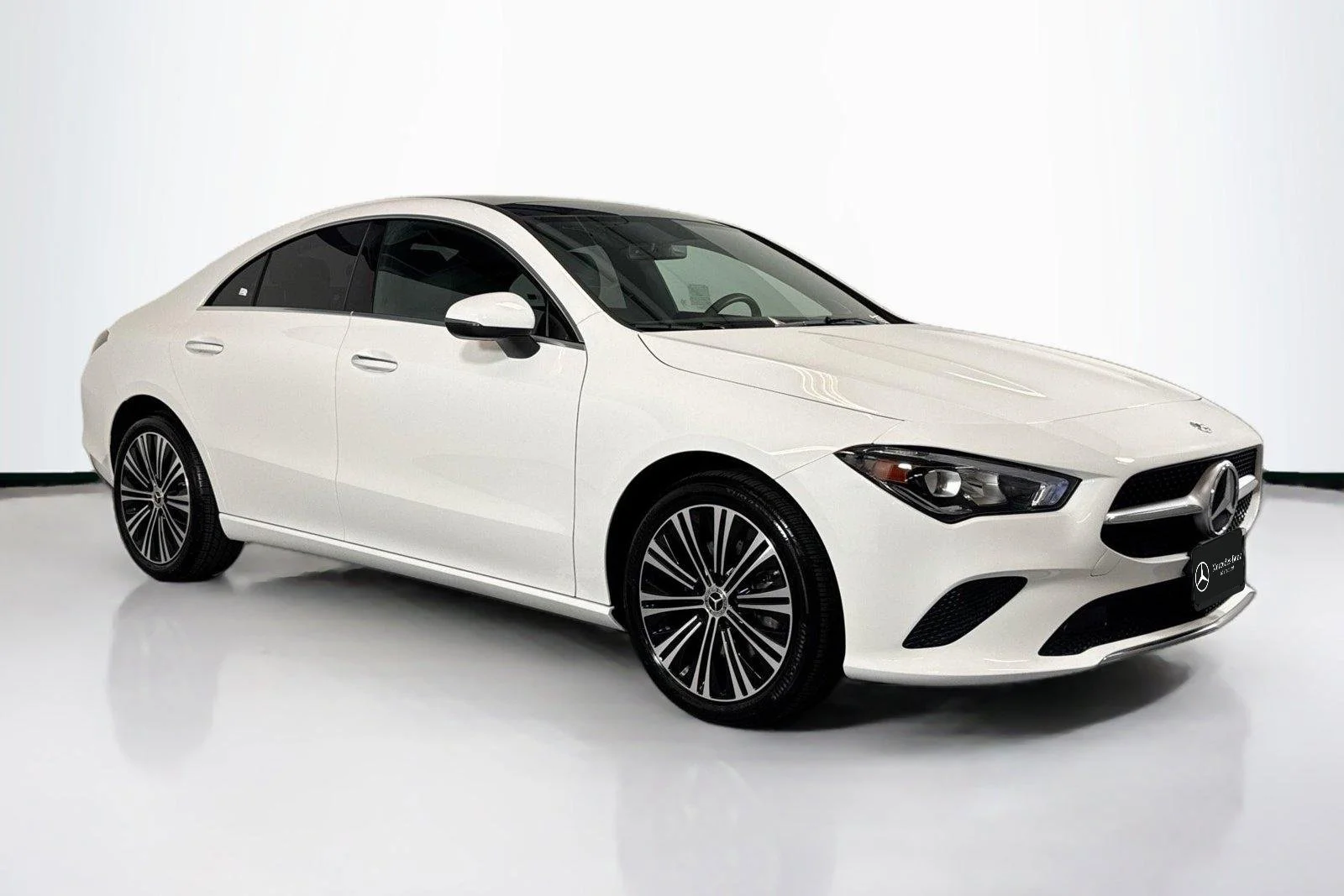 Used 2023 Polar White Mercedes-Benz CLA 250 image 3