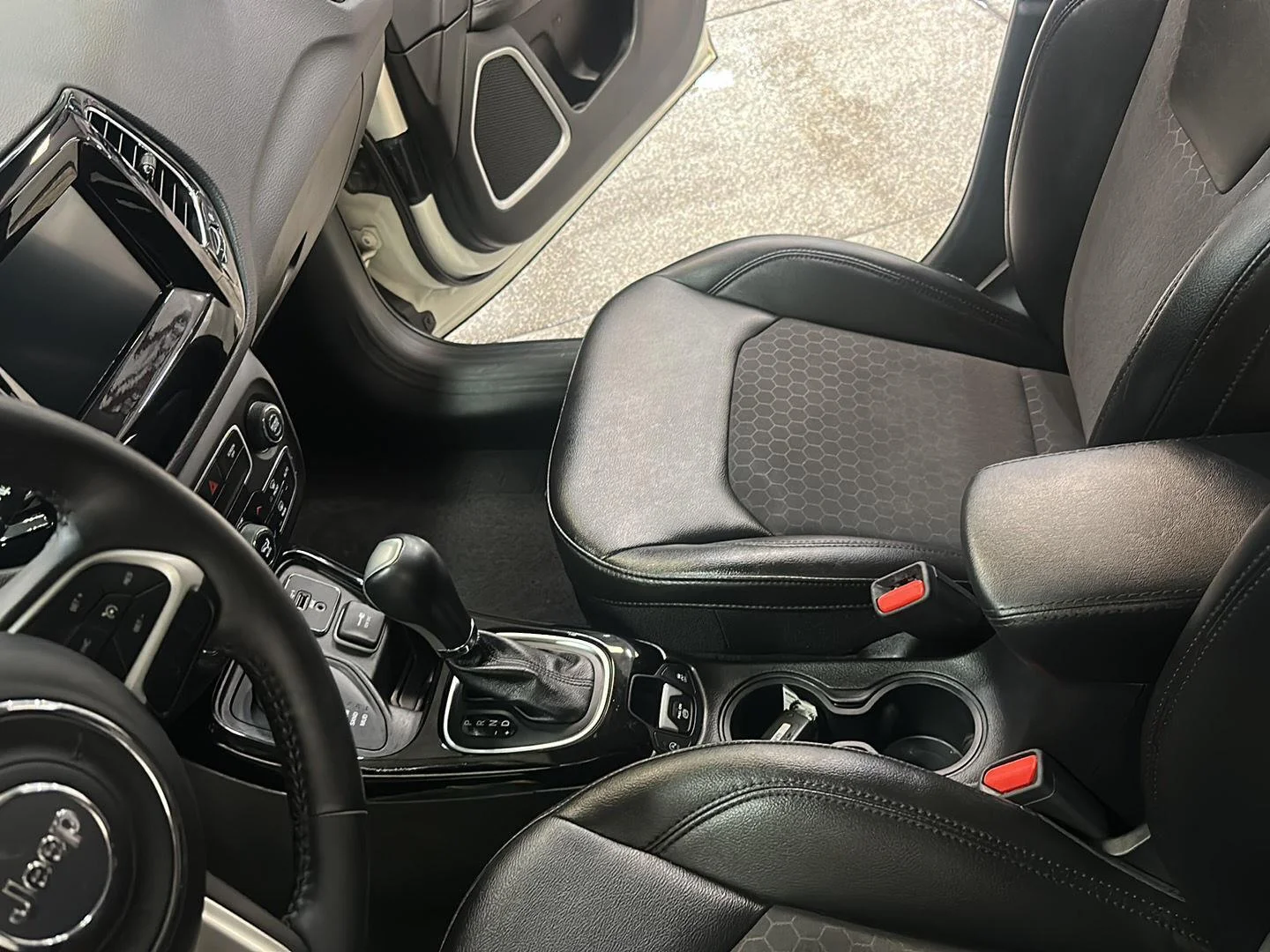 Used 2019 White Clearcoat Jeep Altitude image 26