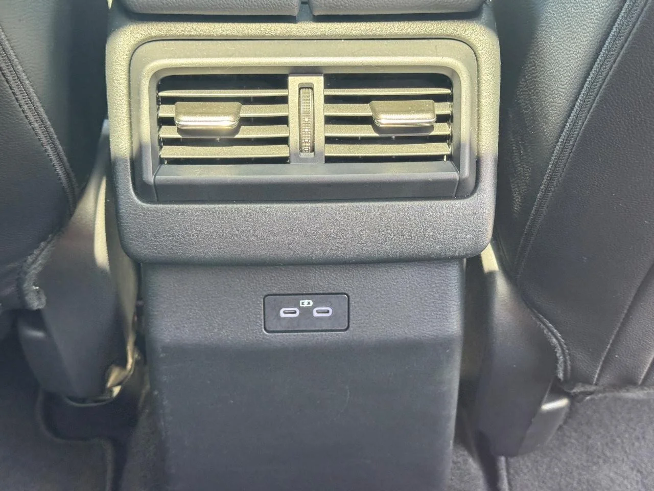Used 2025 Wind Chill Pearl Mazda Premium Plus image 17