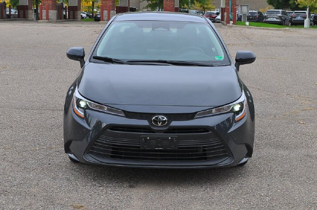 Certified Used 2025  Toyota LE image 8