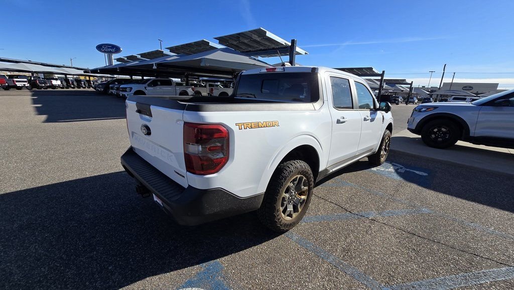 New 2025 White Ford Tremor image 6
