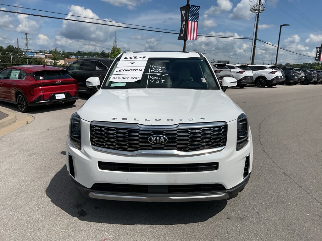Used 2020 Snow White Pearl Kia EX image 3