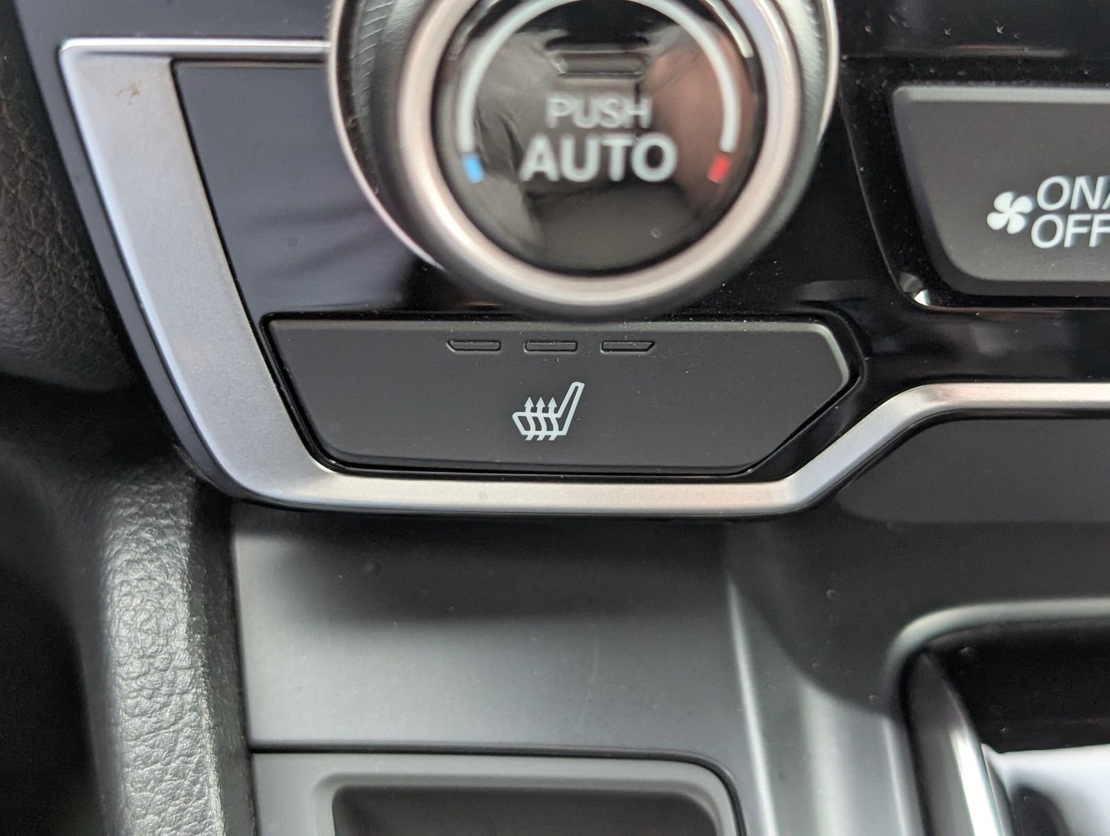 2021 Honda CR-V Touring - Photo 20
