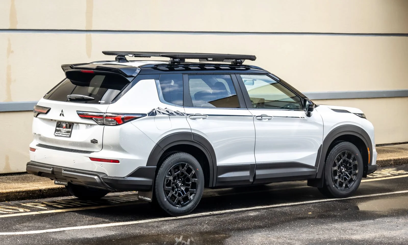 New 2026 White Mitsubishi Trail Edition image 9