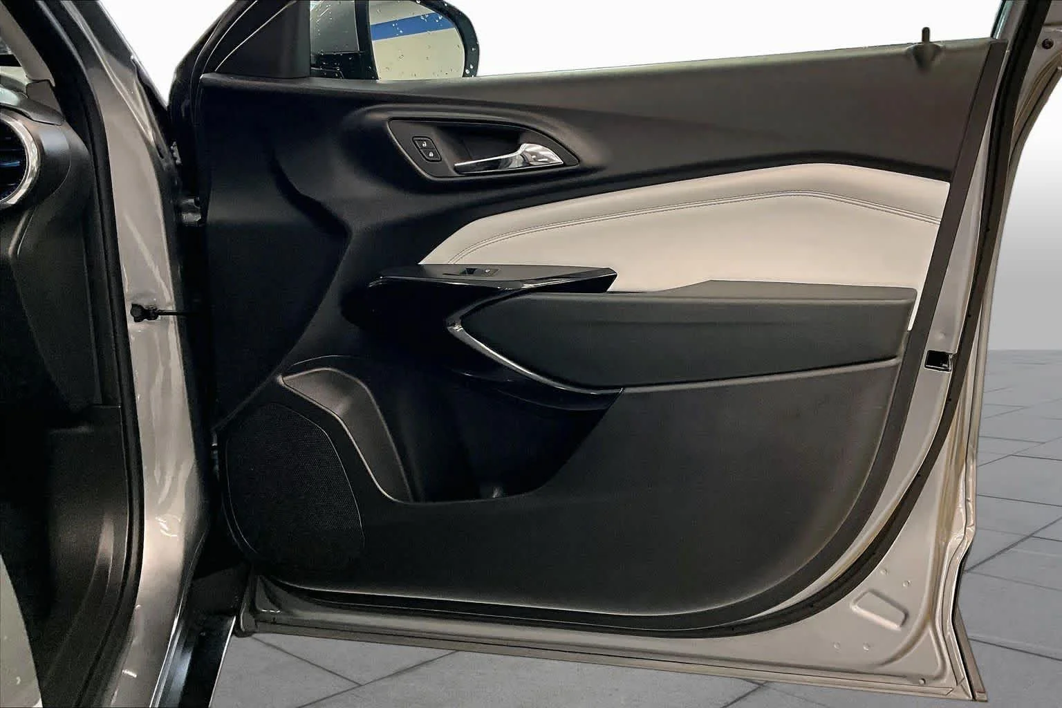 Used 2026 Sterling Gray Metallic Chevrolet LT image 22