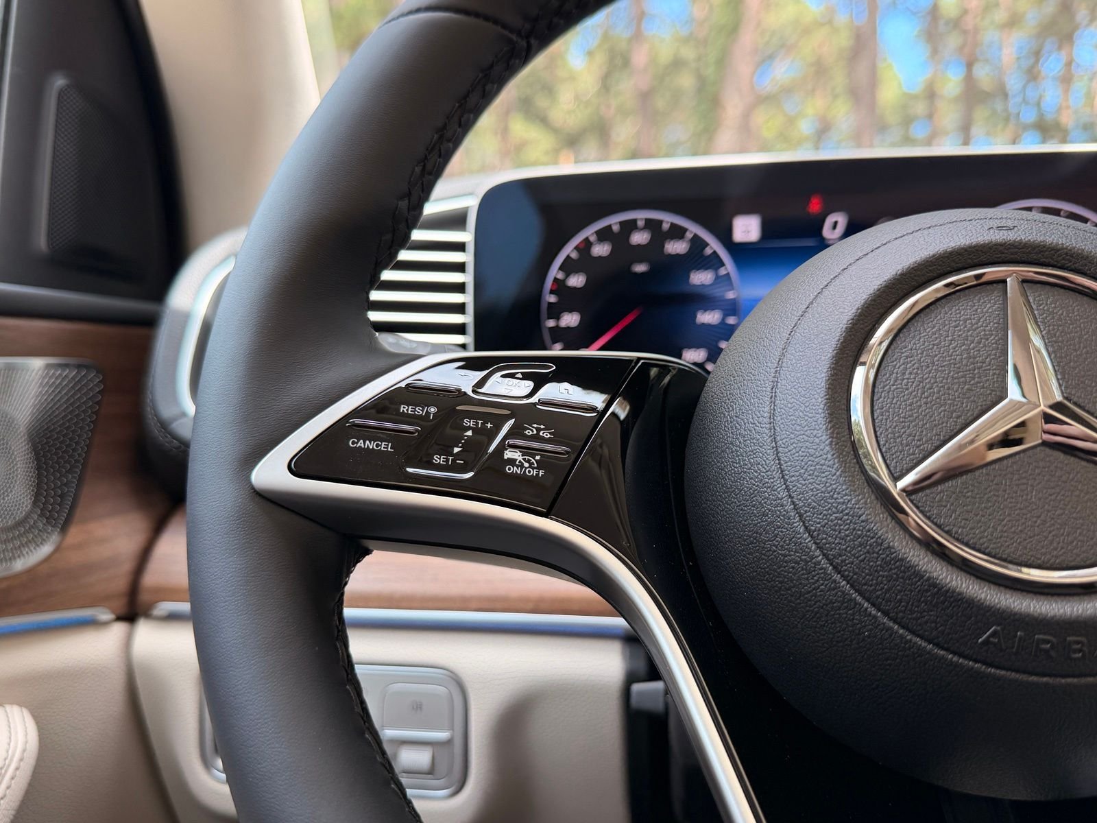 New 2026 Polar White Mercedes-Benz GLS 450 image 26