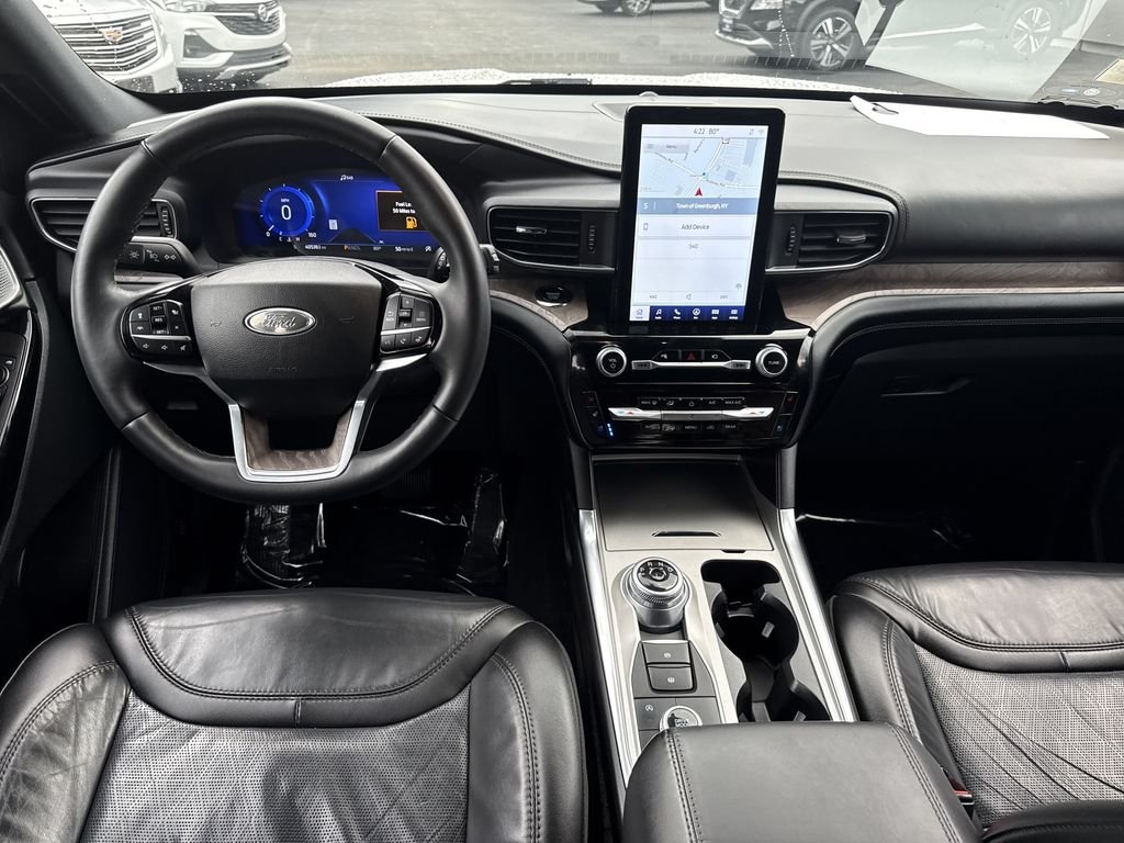 Used 2023 White Ford Platinum image 17