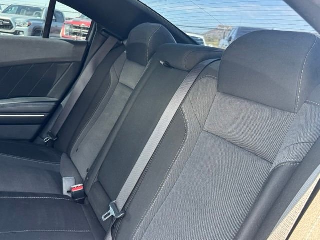 Used 2022 Black Dodge SXT image 16
