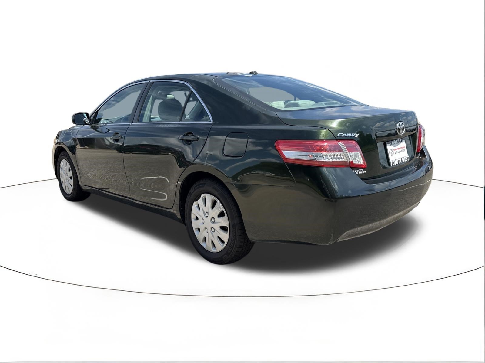 Used 2010 Spruce Mica Toyota LE image 5