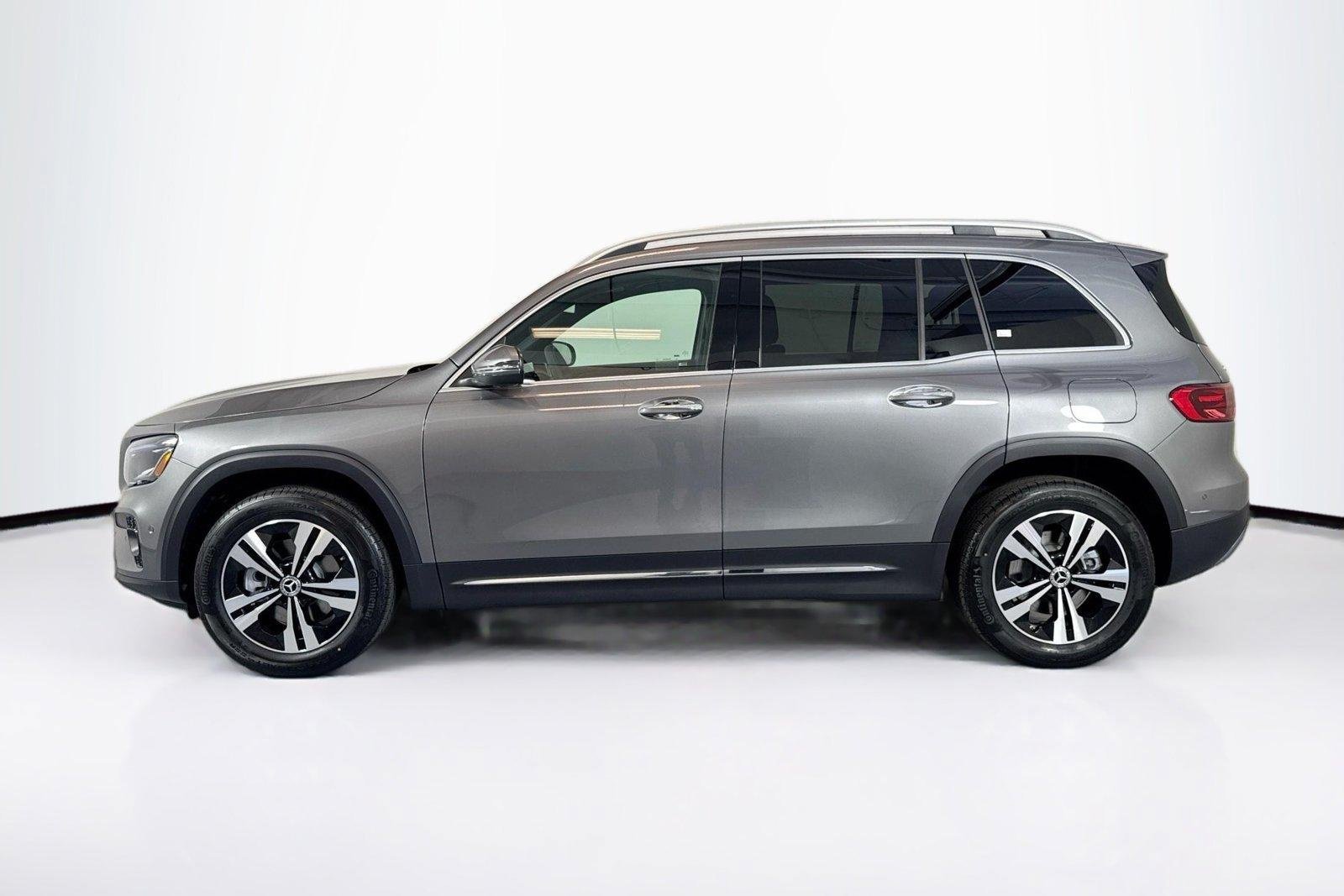 New 2026 Mountain Grey Metallic Mercedes-Benz GLB 250 image 8