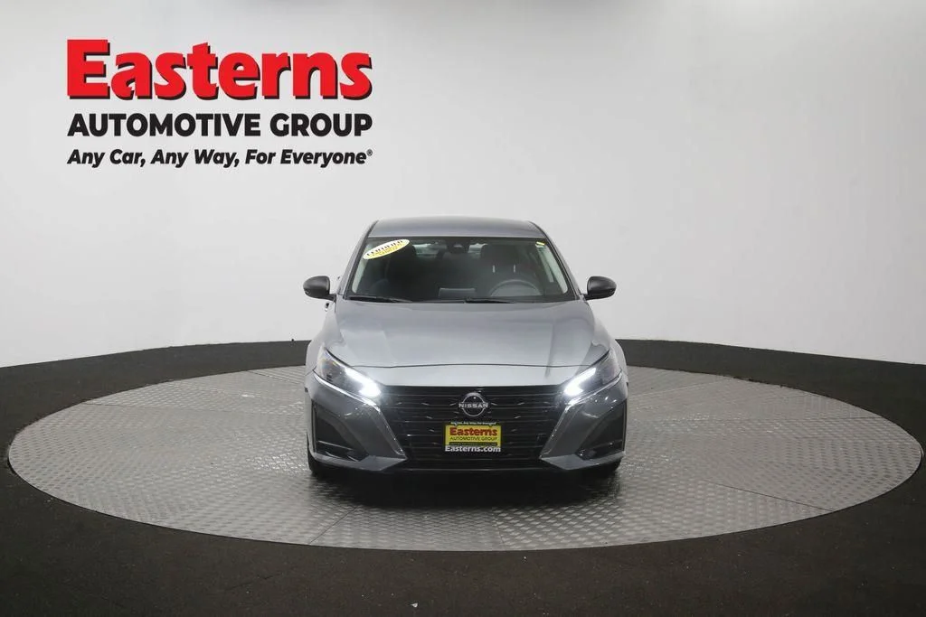 Used 2025 Gray Nissan 2.5 SV image 54