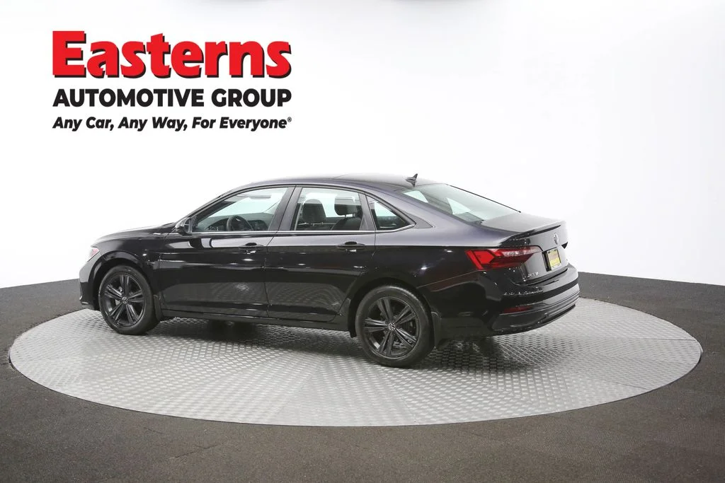 Used 2024 Black Volkswagen 1.5T SE image 59