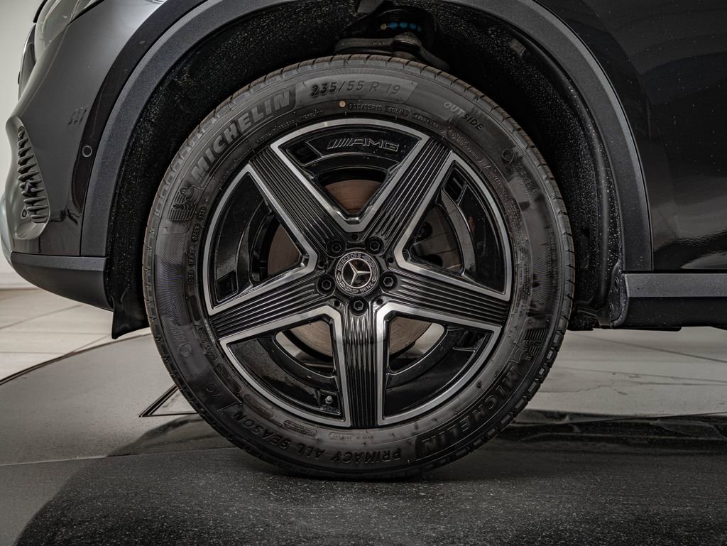New 2026 Graphite Gray Metallic Mercedes-Benz GLC 300 image 10