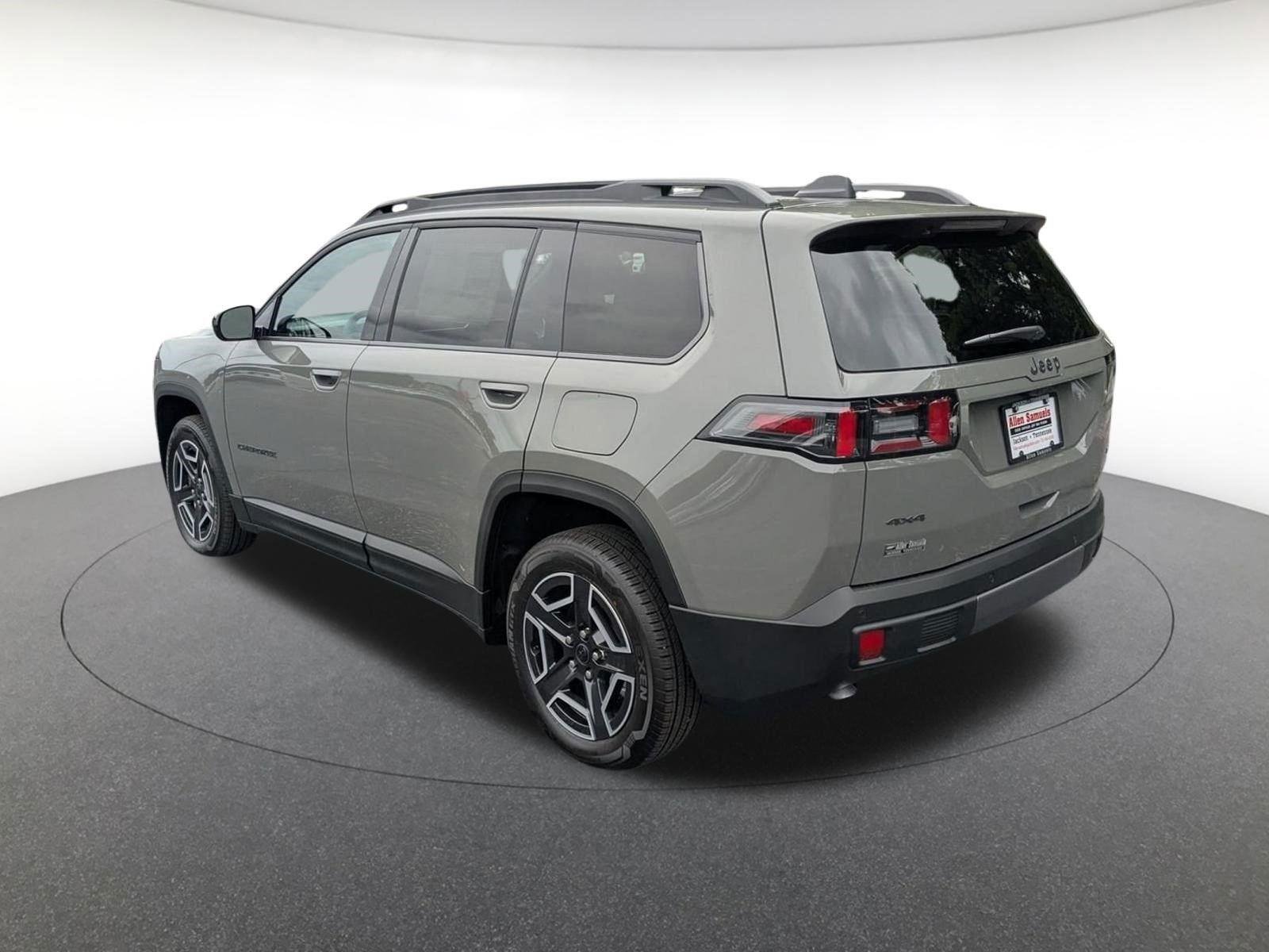 New 2026 Sting-Gray Clear-Coat Exterior Paint Jeep Laredo image 6