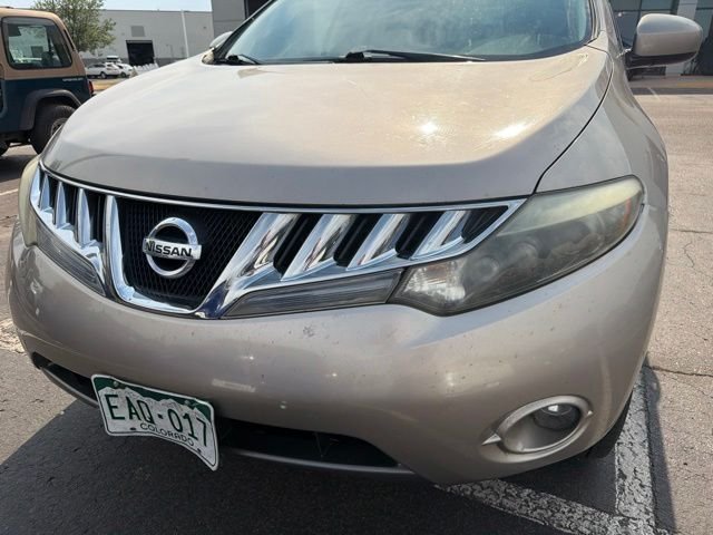 Used 2009 Beige Nissan LE image 4
