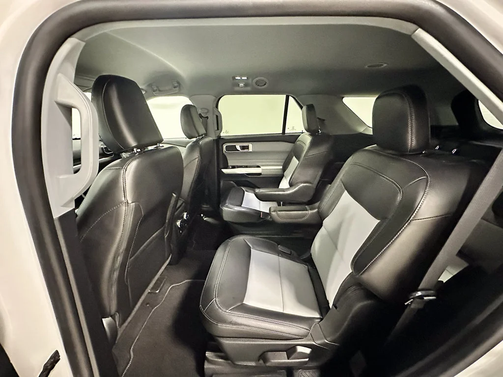 Used 2022 White Ford XLT image 18