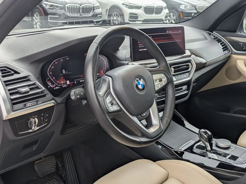 Used 2023 White BMW sDrive30i image 27