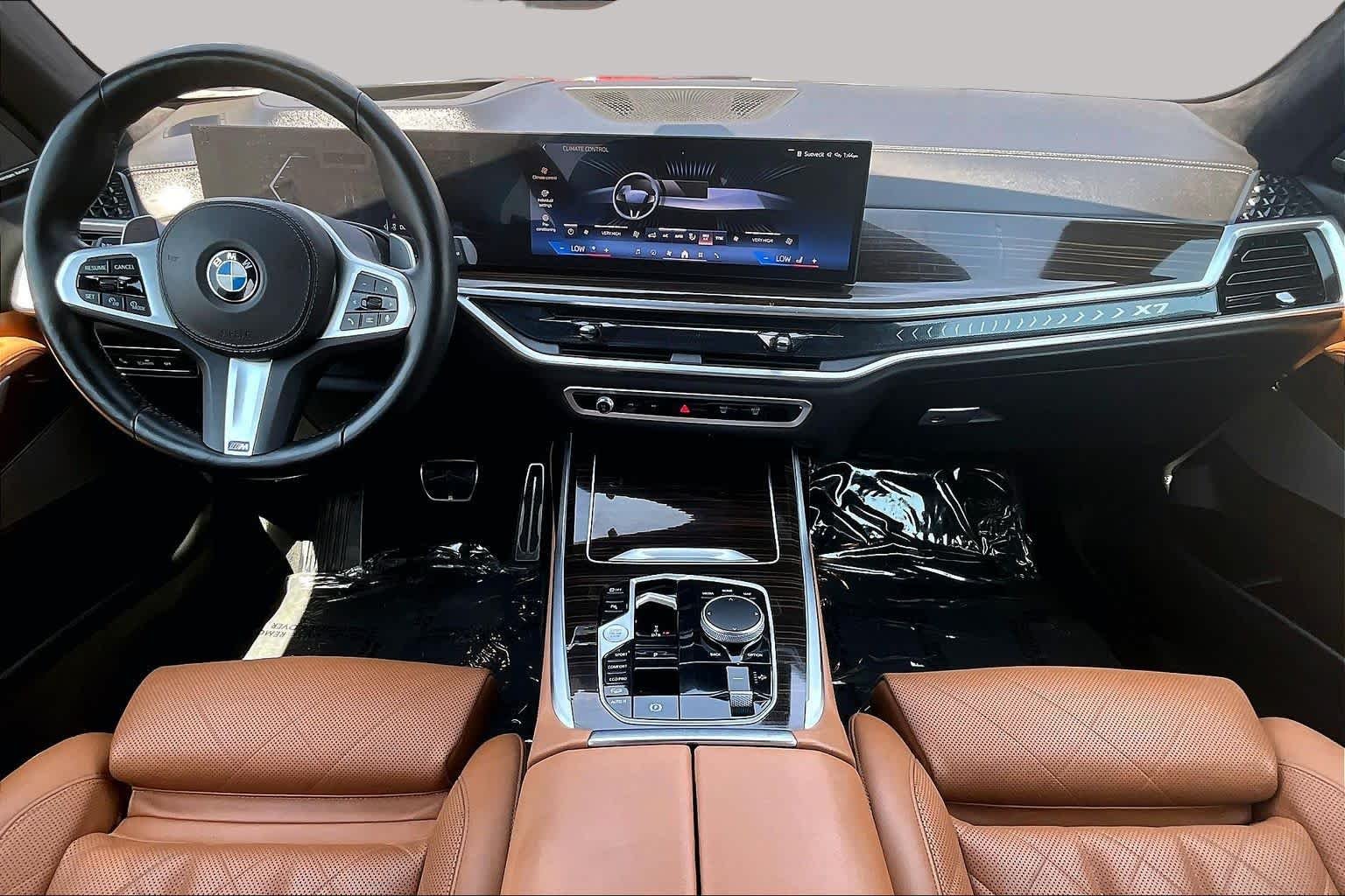 Used 2026 Black Sapphire Metallic BMW xDrive40i image 14