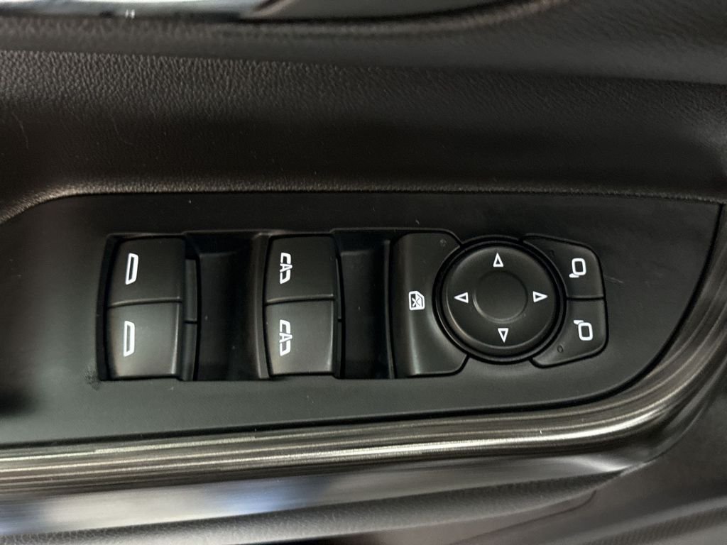 Used 2023 Sterling Metallic GMC SLT image 15